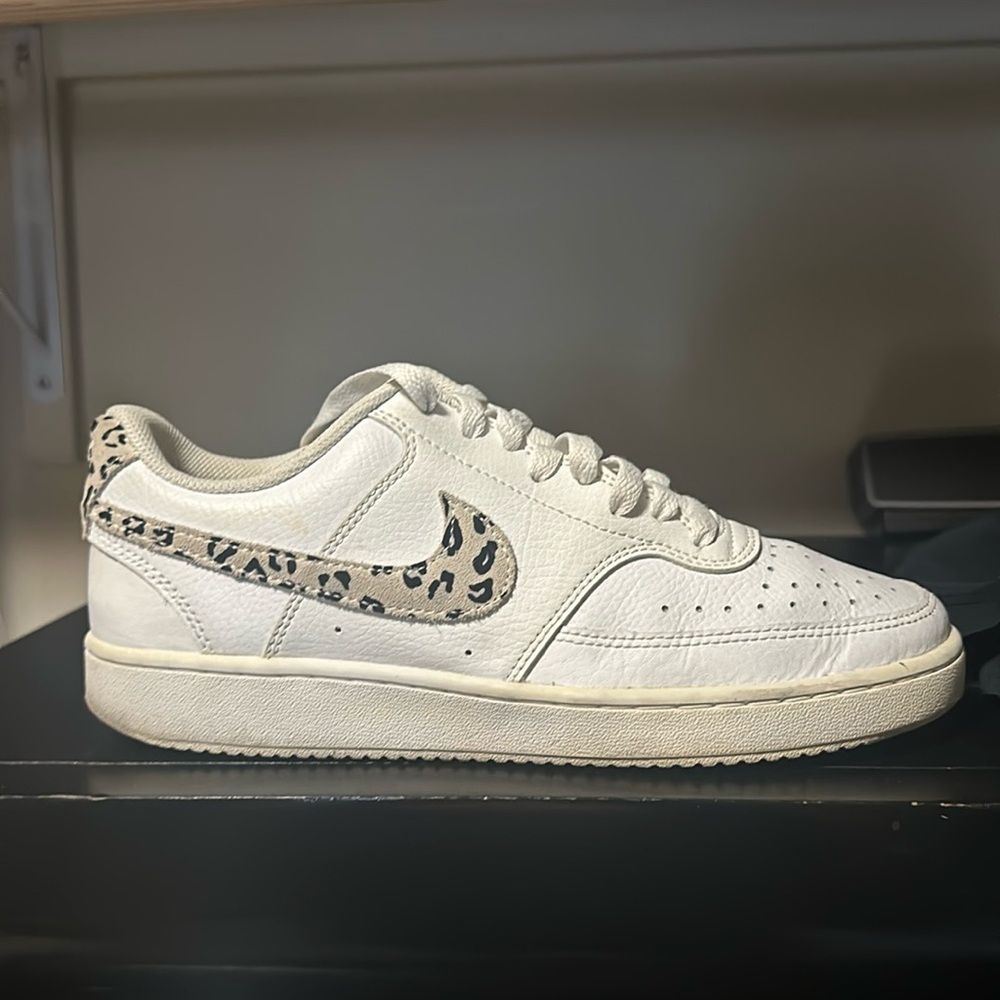 Nike low leopard print swoosh